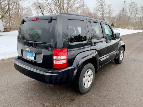 2010 Jeep Liberty, 4x4, 138k miles , automatic, has Bluetooth for sale in Branford, CT – photo 4