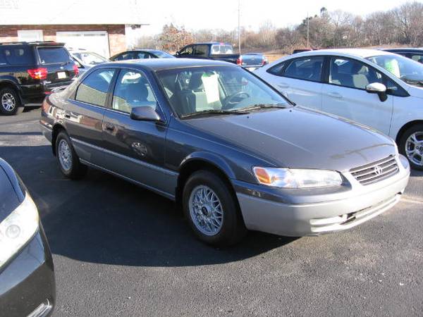 1998 Toyota Camry LE Gray, Sunroof, 4 cyl. spoiler, loaded, 94K,... for sale in Warren, RI – photo 5