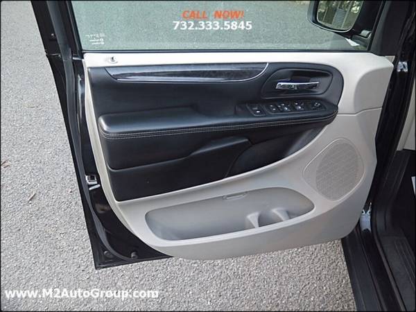 2014 Chrysler Town Country Touring 4dr Mini Van - - by for sale in East Brunswick, NY – photo 19