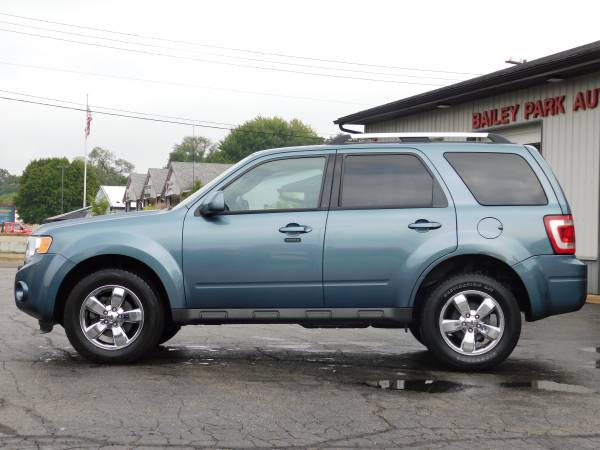 ALL WHEEL DRIVE!!!...2012 Ford Escape Limited!!!...ONLY 150K MILES!! for sale in Battle Creek, MI – photo 3