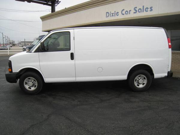 2008 Chevrolet Express 2500 Cargo Van for sale in Pleasure Ridge Park, KY – photo 2