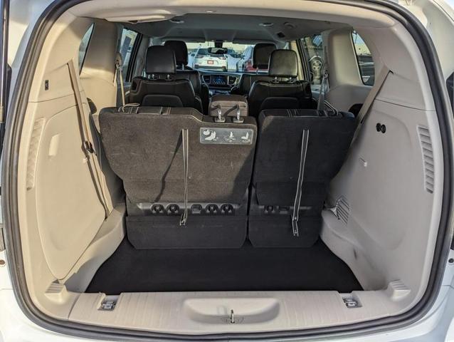 2020 Chrysler Voyager LXI for sale in Waterloo, IA – photo 22