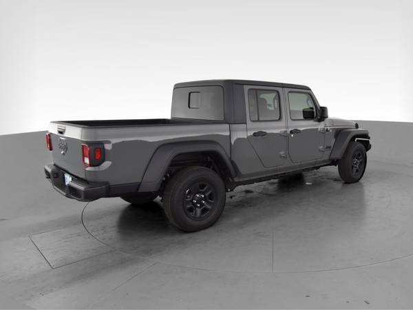 2020 Jeep Gladiator Sport Pickup 4D 5 ft pickup Gray - FINANCE... for sale in South El Monte, CA – photo 11