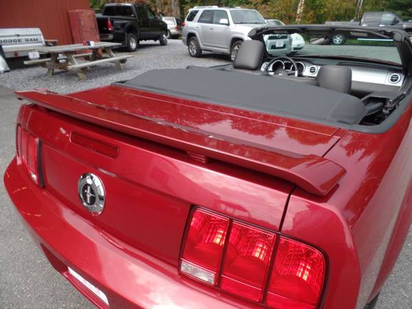 2005 *Ford* *Mustang* *2dr Convertible Premium* Redf for sale in Johnstown , PA – photo 18