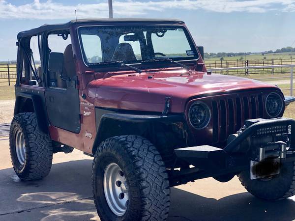 Jeep Wrangler 98 for sale in Bowie, TX