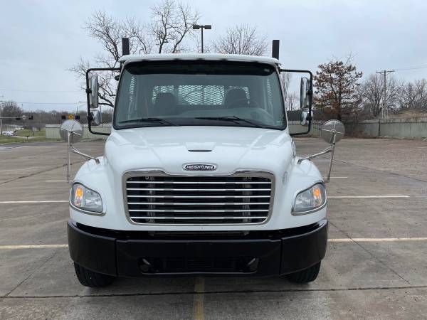 2013 Freightliner M2 106 Flatbed Truck - - by dealer for sale in Oak Grove, OH – photo 10