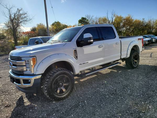 2017 FORD F250 LARIAT 4X4 FX4 6.7 POWERSTROKE LIFTED PANO ROOF CLEAN for sale in BLISSFIELD MI, MI – photo 10