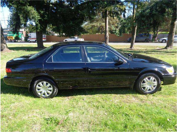2000 Toyota Camry CE Sedan 4D FREE CARFAX ON EVERY VEHICLE! for sale in Lynnwood, WA – photo 10