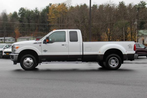 2016 FORD F-350 LARIAT DUALLY SUPER CAB - cars & trucks - by dealer... for sale in Middlebury, VT – photo 8