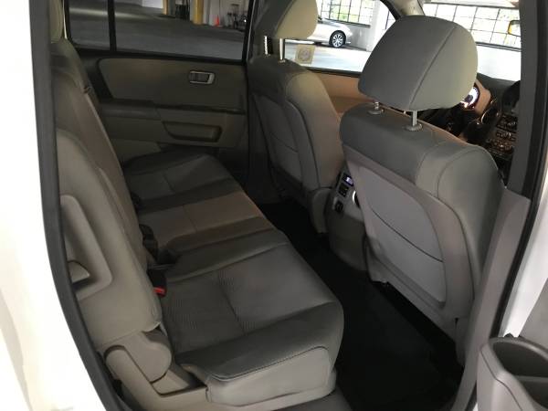 2015 HONDA PILOT LX AWD for sale in Fort Lee, NJ – photo 12