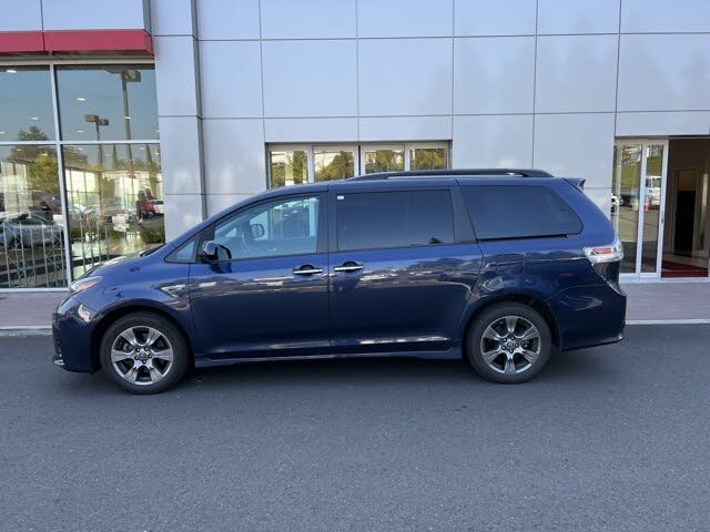 2019 Toyota Sienna SE 7-Passenger AWD for sale in Gladstone, OR – photo 2