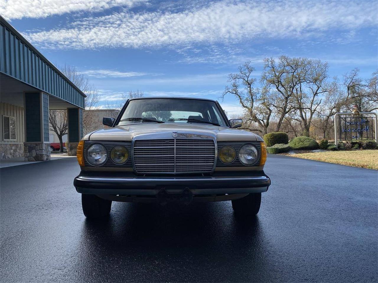 1984 Mercedes-Benz 300TD for sale in Anderson, CA – photo 4