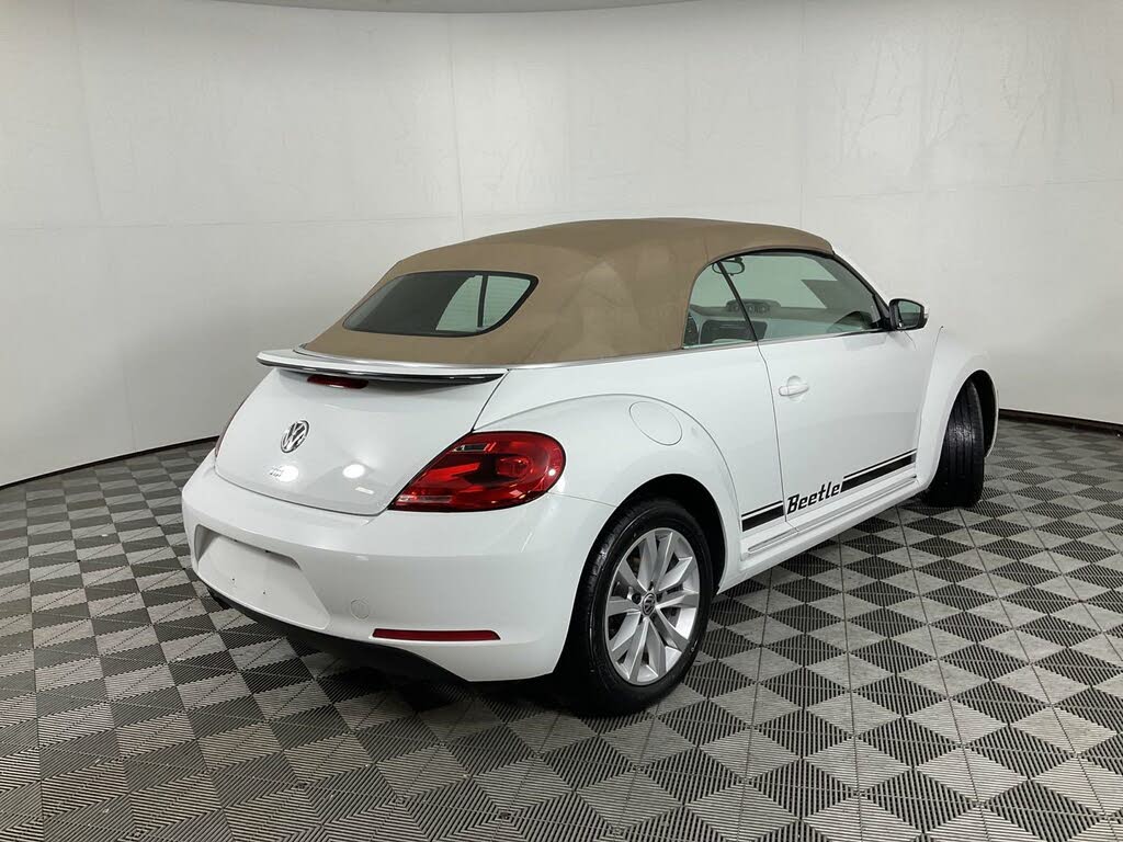 2015 Volkswagen Beetle TDI Convertible with Sound and Navigation for sale in Davenport, IA – photo 4