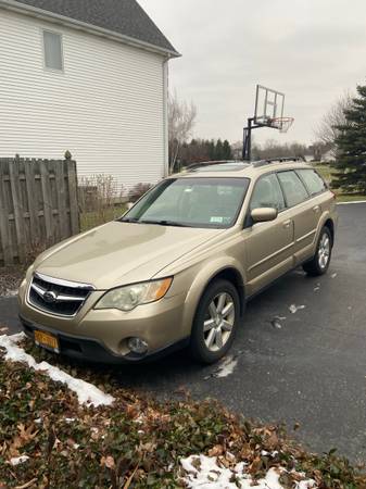 2008 Subaru Outback Limited for sale in Orchard Park, NY – photo 3
