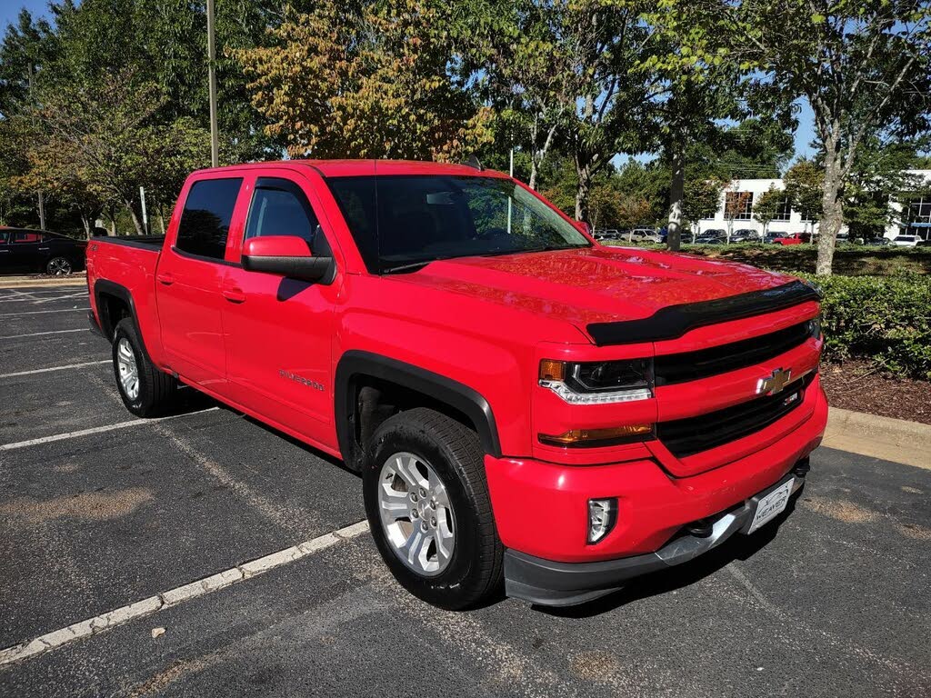 2018 Chevrolet Silverado 1500 LT Z71 Crew Cab 4WD for sale in Cary, NC – photo 9