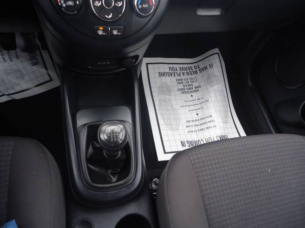 2013 KIA SOUL 5 SPEED MANUAL for sale in Elmont, NY – photo 18