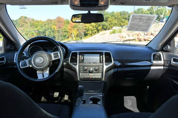 2012 Jeep Grand Cherokee Laredo - - by dealer for sale in Naugatuck, CT – photo 19
