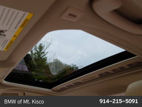 2016 BMW 3 Series 320i xDrive AWD All Wheel Drive SKU:GNT40991 for sale in Mount Kisco, NY – photo 17