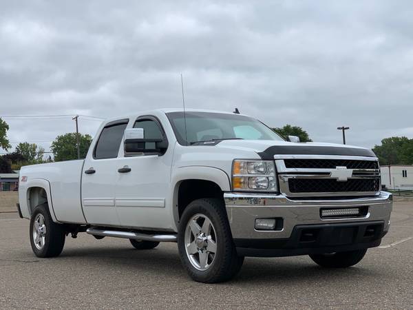 🍂Fall Truck Sale🍂 ALL CREDIT APPROVED! ALL PRICES & MODELS for sale in Minneapolis, IA – photo 3