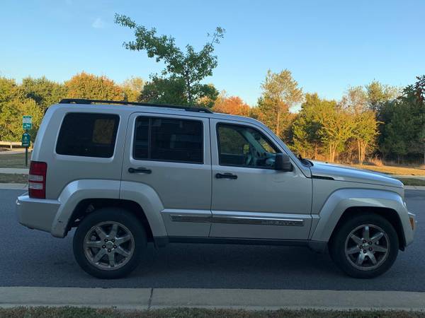 Jeep liberty 4x4 for sale in Waldorf, District Of Columbia – photo 3