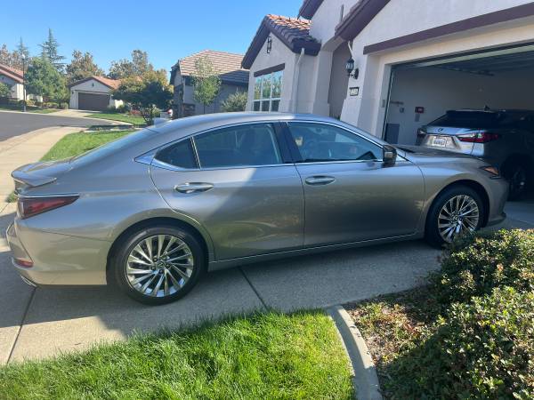 2021 Lexus ES350 Ultra Lux - Showroom condition - 2800 miles - cars for sale in Roseville, CA – photo 3