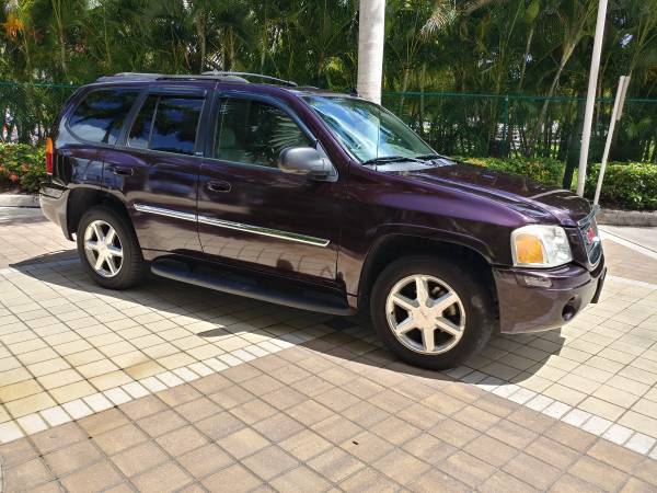 GMC Envoy SLT 4WD sunroof 1 owner private clean Carfax for sale in Fort Myers, FL – photo 3