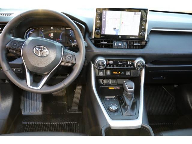 2022 Toyota RAV4 Hybrid XSE for sale in Overland Park, KS – photo 17