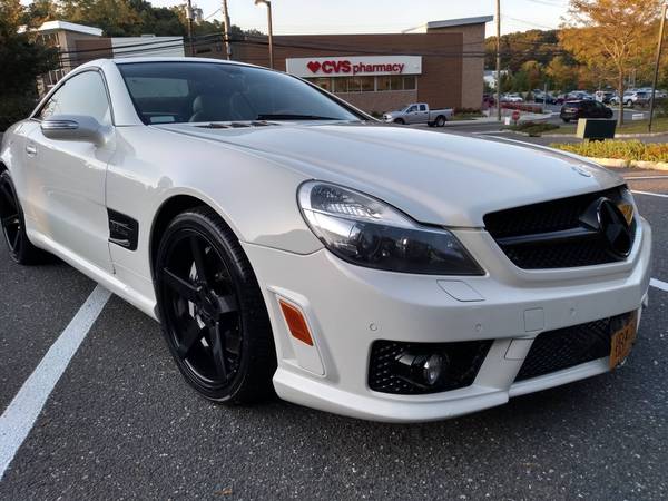 BEAUTIFUL WHITE/WHITE 07 MERCEDES BENZ SL550 SL63 UPGRADES 77K MILES for sale in Melville, NY
