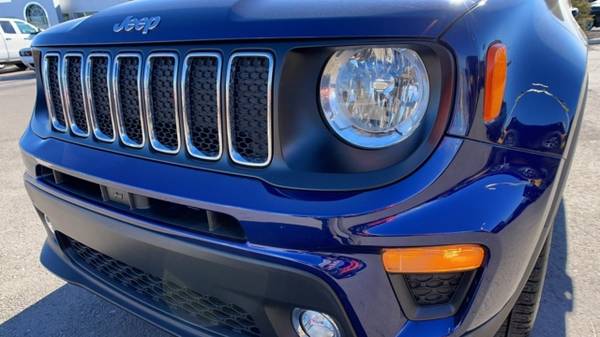 2019 Jeep Renegade Latitude 4x4 - - by dealer for sale in Reno, NV – photo 9