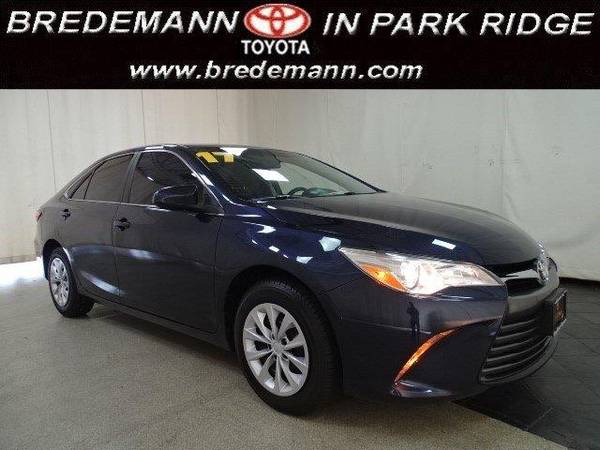 2017 Toyota Camry sedan LE A FRACTION OF NEW = MORE $$ - for sale in Park Ridge, IL