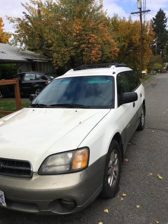 2000 Subaru Outback 5-speed for sale in Grants Pass, OR