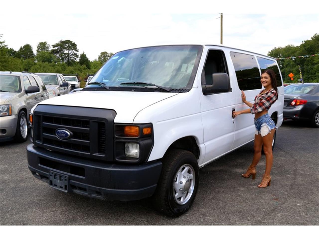 2014 Ford Econoline for sale in Lenoir City, TN – photo 14