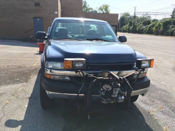 2001 Chevy 2500 Pickup Plow Truck for sale in Port Chester, NY – photo 2
