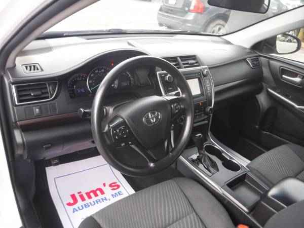 2015 Toyota Camry 4dr Sdn I4 Auto XLE (Natl) - - by for sale in Auburn, ME – photo 11