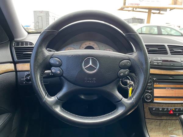 2009 Mercedes Benz E350 4 Matic Moon Roof Navigation Leather 193k for sale in Auburn, IN – photo 2