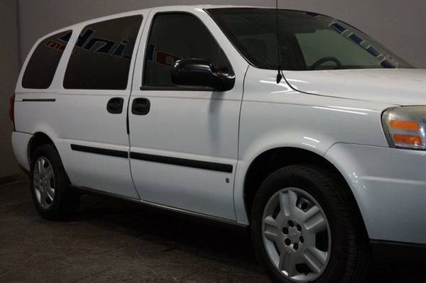 2008 Chevrolet Uplander Passenger, LS Extended Minivan 4D - WHITE for sale in Bartonville, IL – photo 7