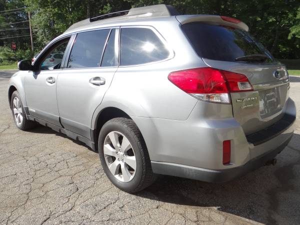 2010 Subaru Outback- clean car! - cars & trucks - by dealer -... for sale in Londonderry, ME – photo 5