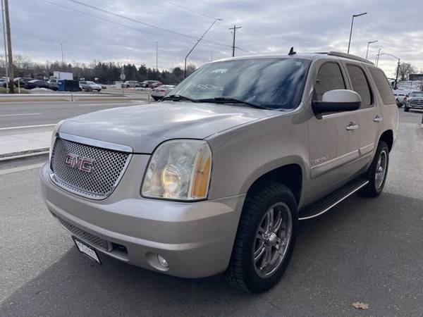2007 GMC Yukon Denali Awd Low Miles! Leather! Moon Roof! - cars & for sale in Boise, ID – photo 11