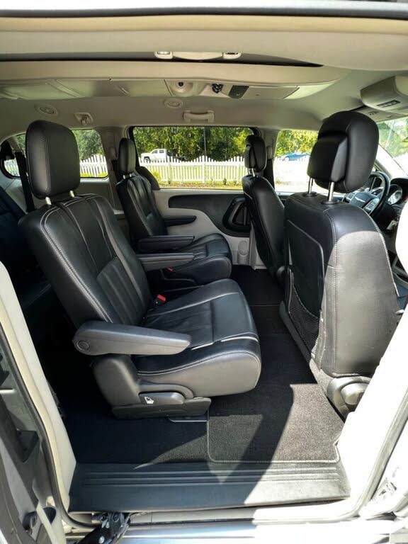 2014 Chrysler Town & Country Touring FWD for sale in Conway, SC – photo 20