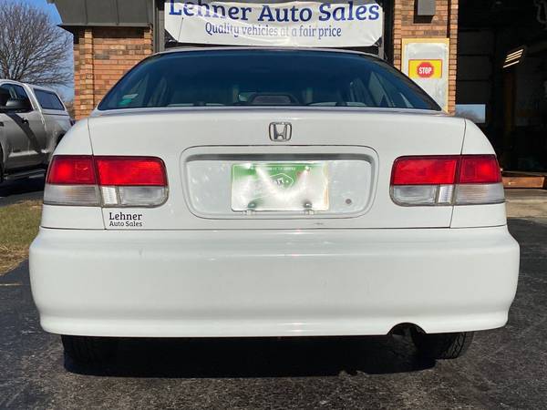 2000 Honda Civic Coupe - cars & trucks - by dealer - vehicle... for sale in Pewaukee, WI – photo 6