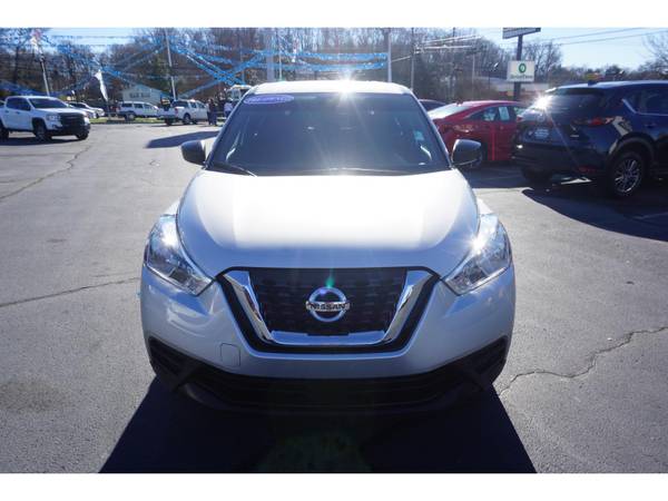 2020 Nissan Kicks S FWD - - by dealer - vehicle for sale in Knoxville, TN – photo 3