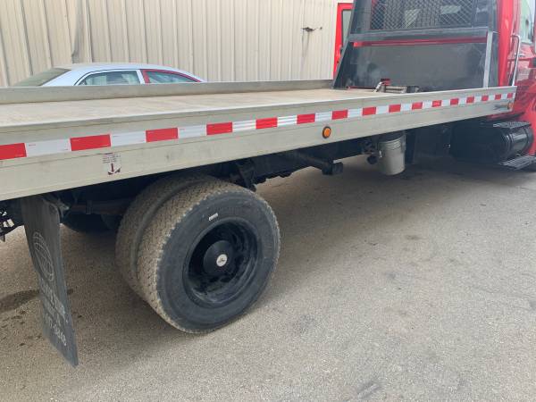 2002 INTERNATIONAL 4300 Tow Truck Flat Bed Tow Truck - cars & trucks... for sale in Lake Bluff, IL – photo 13