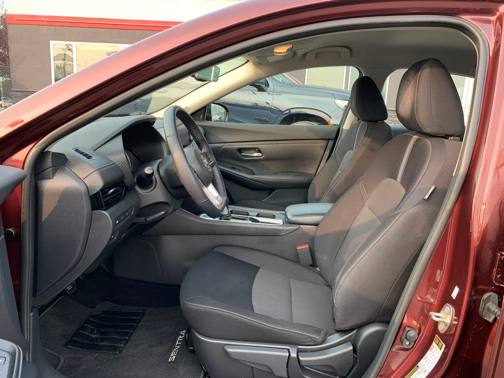 2020 Nissan Sentra SV FWD for sale in Burlington, WA – photo 5