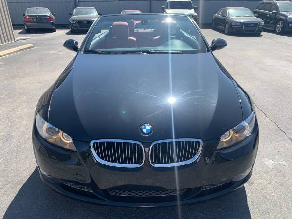 2007 BMW 335i Hard Top Convertible Red Leather Serviced by BMW... for sale in Jeffersonville, KY – photo 2