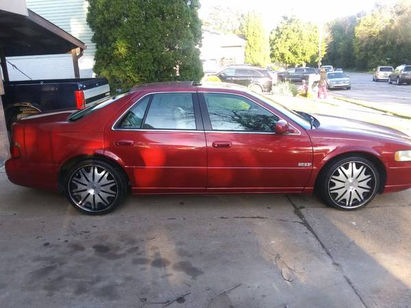 2001 Cadillac Seville STS for sale in Davenport, IA