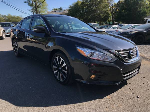 2018 Nissan Altima SL ((As Low As $900 Down)) for sale in Inwood, WV – photo 8