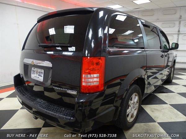 2010 Chrysler Town Country Touring Minivan Touring 4dr Mini-Van - AS for sale in Paterson, NJ – photo 5