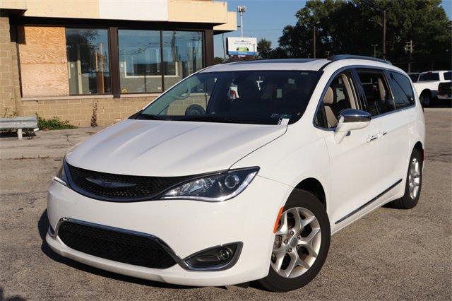 2020 Chrysler Pacifica Limited for sale in Chicago, IL