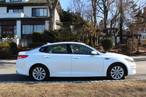 2016 Kia Optima EX - cars & trucks - by dealer - vehicle automotive... for sale in Great Neck, CT – photo 8
