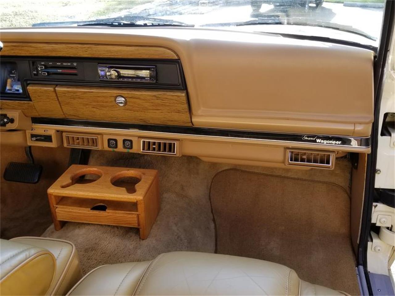 1987 Jeep Grand Wagoneer for sale in Kerrville, TX – photo 18